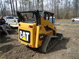 Chargeuse compacte Delta CAT 257B vue postérieure